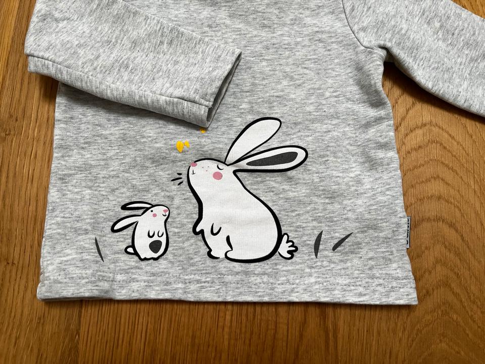 Jako-o Sweatshirt Gr 68 74, grau mit Hase, warmes Shirt Baby in Rutesheim  