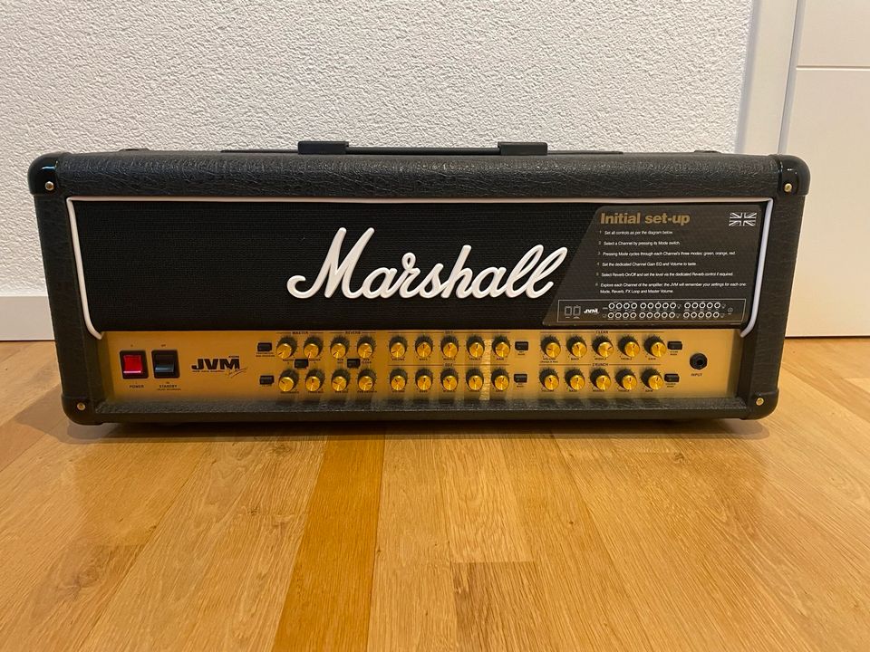 Marshall JVM-410H mit 4x12 Celestion V30 Box in Erbach