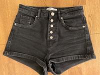 schwarze Jeans Short/Zara Trafaluc / Gr. 36 Bayern - Ebersberg Vorschau