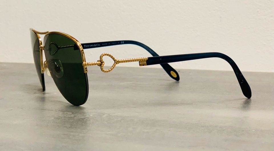 Tiffany & Co. Sonnenbrille mit goldenen Schlüssel in Hennef (Sieg)