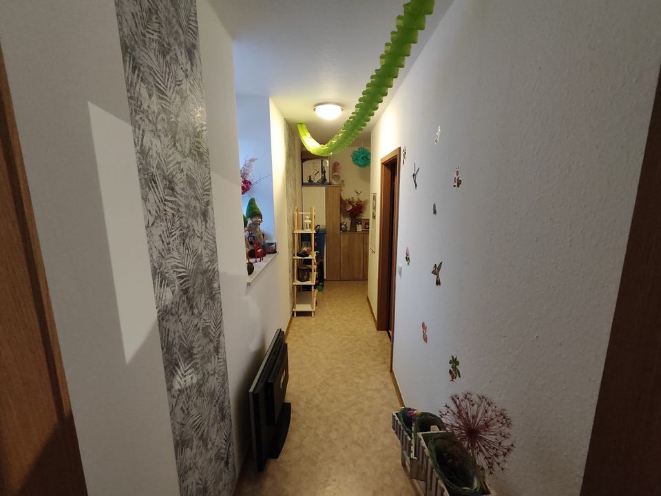 5 Raum Wohnung aufm Dorf, Garten Nutzung, PKW Stellplatz in Mohlsdorf