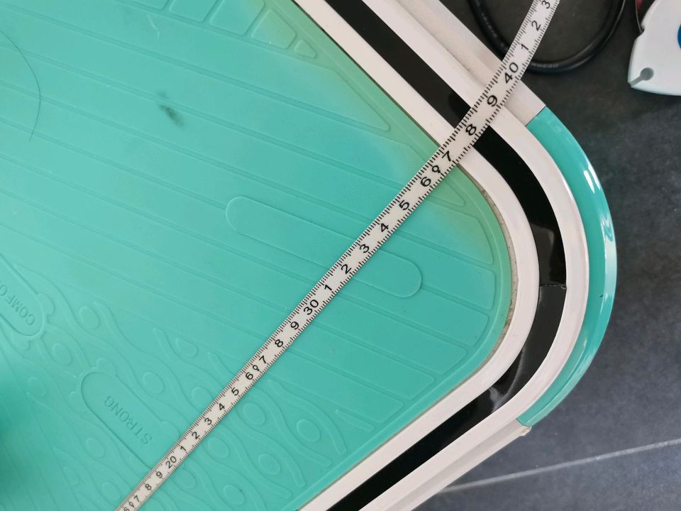 Vibrationsplatte Vibrationsboard Skandika in Hamburg