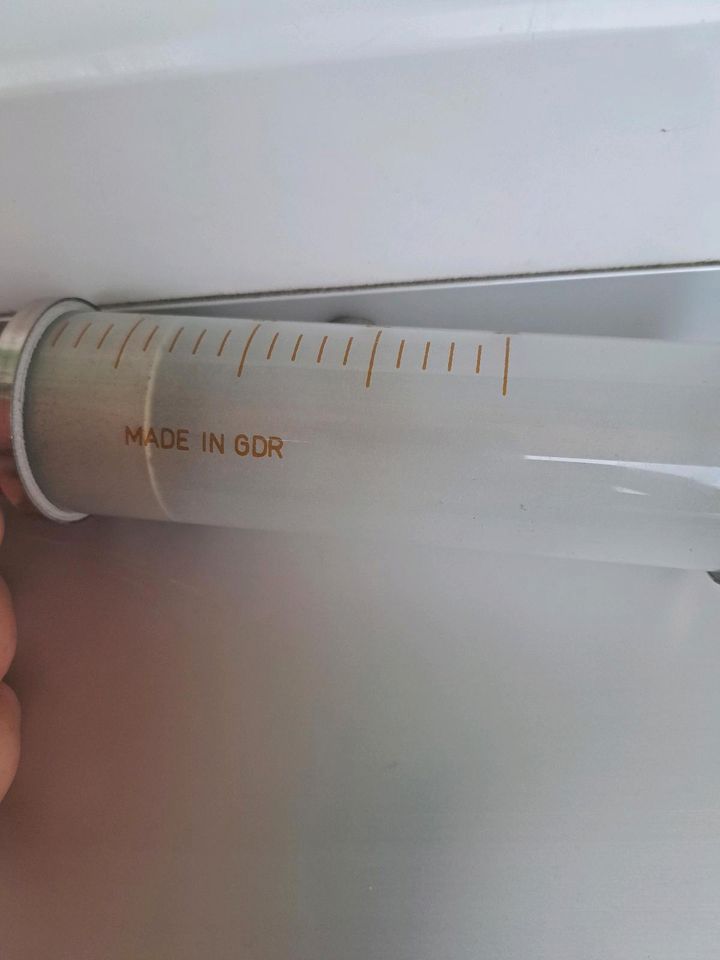Dosierspritze 100 ml mit 80 cm Für Kleber Öl Flüssigkeit in Zeesen