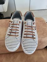 Slip on Turnschuhe Gr. 39 blau weiß gestreift Hessen - Bruchköbel Vorschau