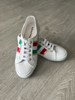 Damenschuhe von Superga Italiendesign Gr. 38 weiß ❤️ Niedersachsen - Lehrte Vorschau