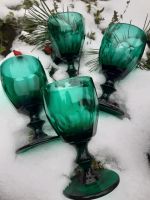 4 smaragdgrüne geschliffene Gläser / Vintage Niedersachsen - Buchholz in der Nordheide Vorschau