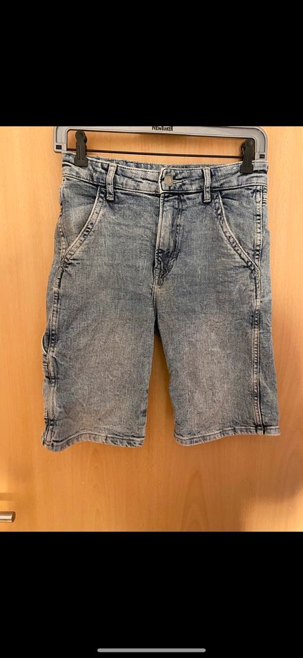 Jungs Jeans Kurz Hose Gr 140 in Ochtrup