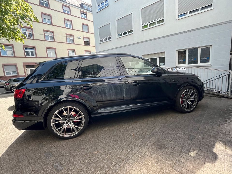 Audi SQ7 4.0 TDI Quattro Automatik in OT Ubstadt