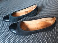 Schwarze Ballerinas von Gabor Gr. 4,5 mit Lackspitze Nordrhein-Westfalen - Kerpen Vorschau