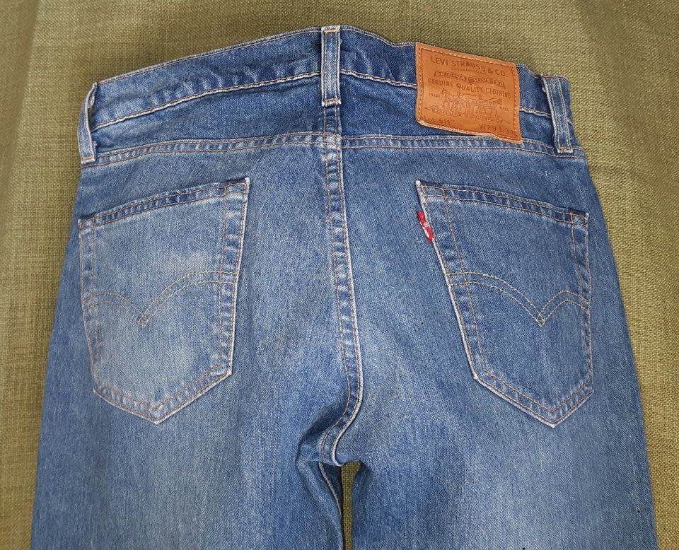 LEVI'S Lot 511 JEANS HOSE 29 / 34 Jeansblau NEUWERTIG ▪ Wie NEU ! in Bruckmühl