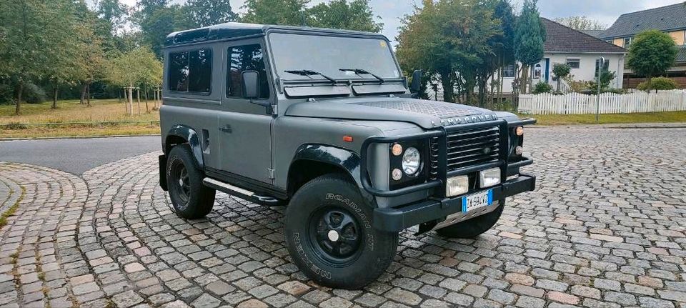 Land Rover Defender 90 200 Tdi Hard Top bj1991 in Bremen