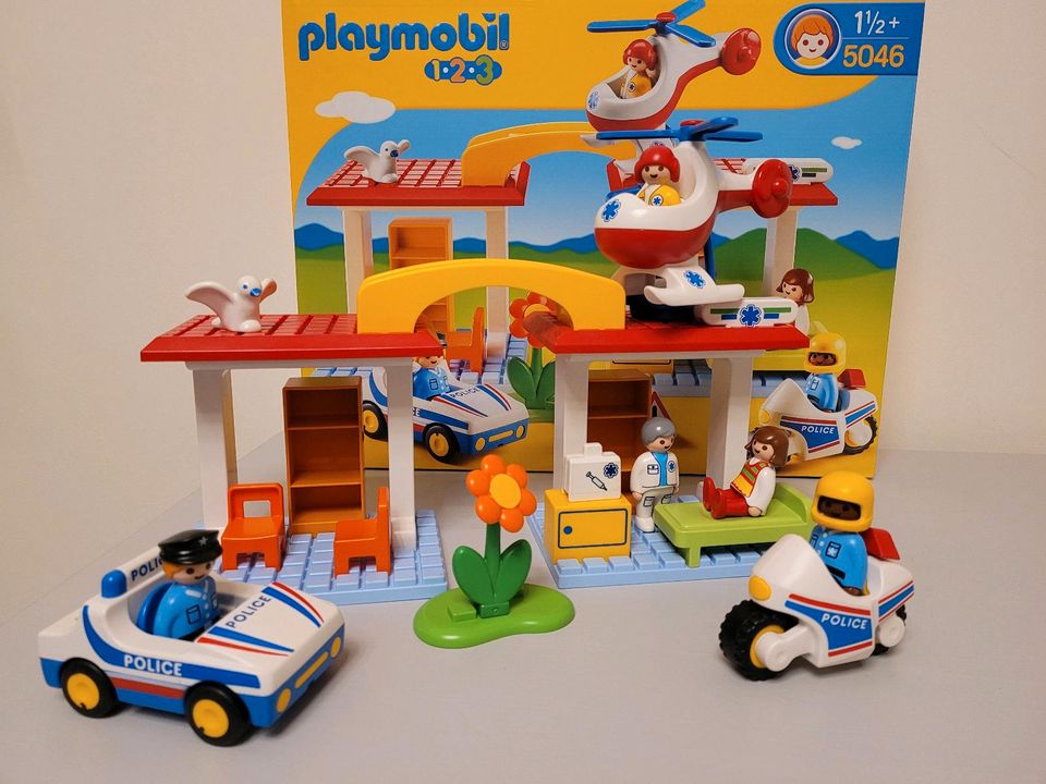 Playmobil 123 1-2-3 5046 Krankenhaus Set mit Sanitäter & Polizist in Moers