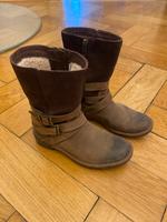 Tolle Stiefel von UGG in Gr 35/36 Neuhausen-Nymphenburg - Neuhausen Vorschau