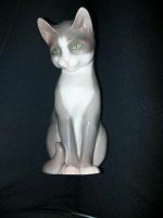 Bing & Gröndahl Figur Katze sitzend nach unten schauend 11 cm ! Hessen - Rodgau Vorschau