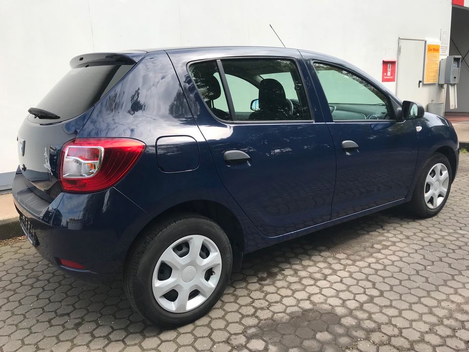 DACIA SANDERO 1,2 16V  KLIMA NAVI 1 HAND  77TKM GARANTIE in Hamminkeln