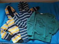 Set dünne Pullover für Jungen Gr. 122/128 Sachsen - Taucha Vorschau