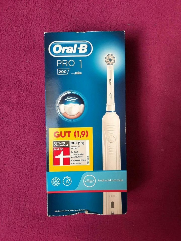 ORAL-B Pro 1 200, elektr. Zahnbürste neu in Nalbach