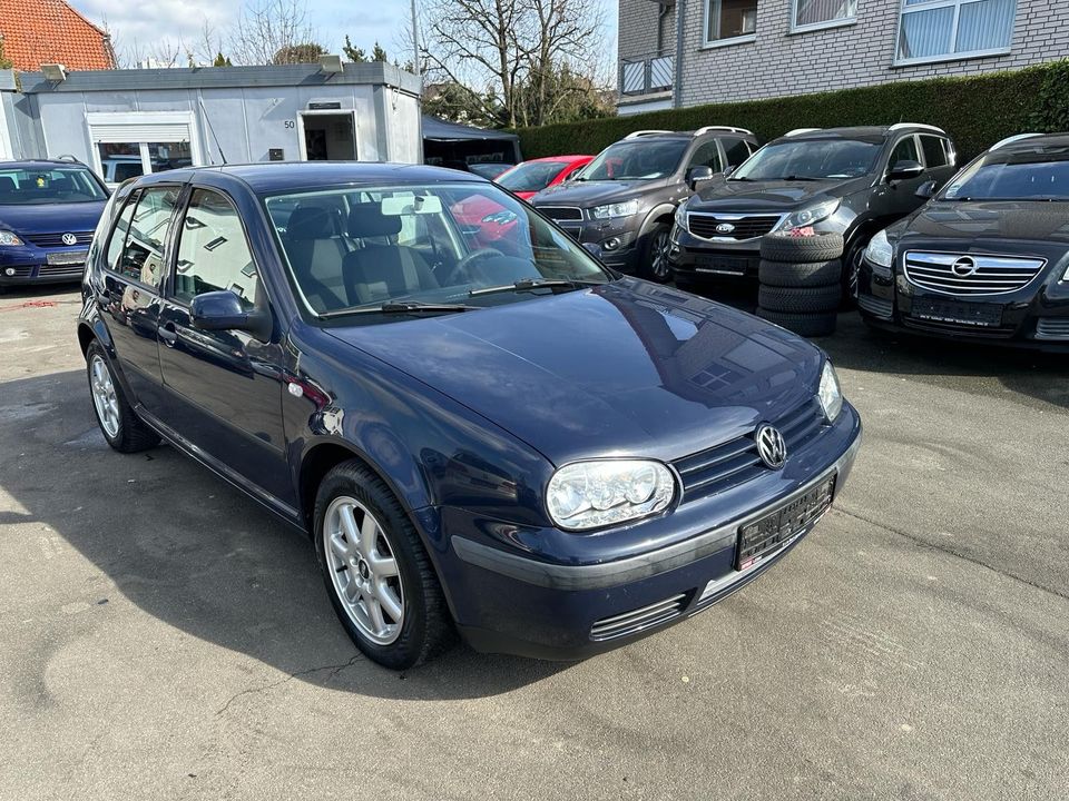 Volkswagen Golf 1.4 Comfortline in Paderborn