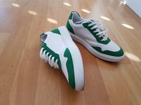 Modischer DamenSneaker, 2mal getragen Gr. 40, Farbe grün/weiß Sendling - Obersendling Vorschau