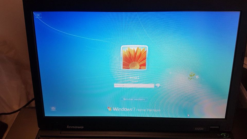 Lenovo Thinkpad X121e 12 Zoll Laptop in München