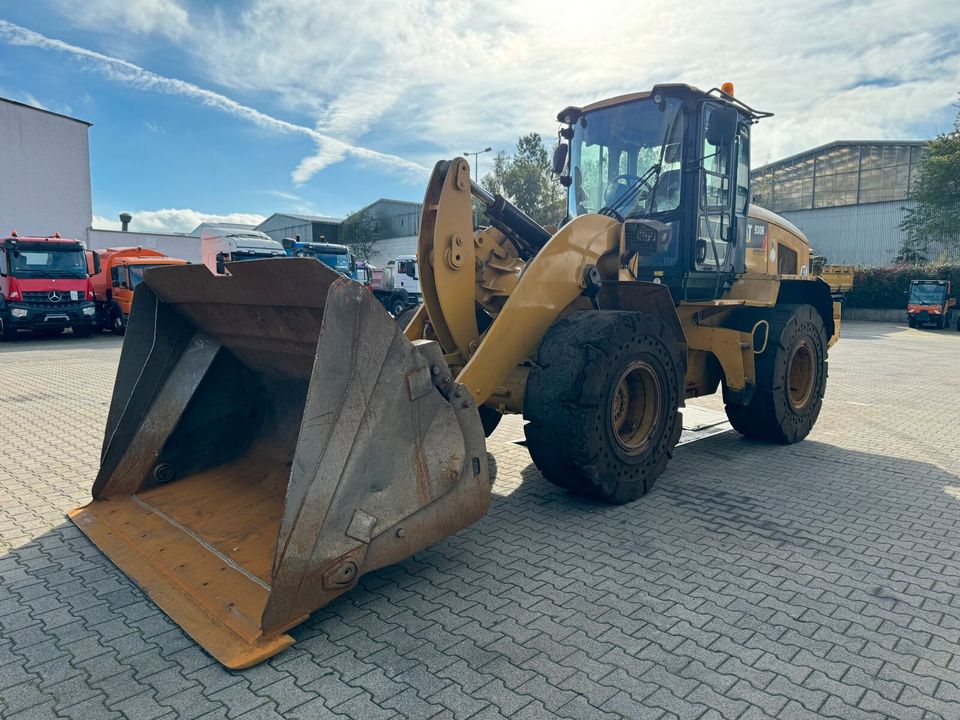 CAT 930K Radlader *Lenkrad *13.7 Ton *8.700 H in Kaufungen