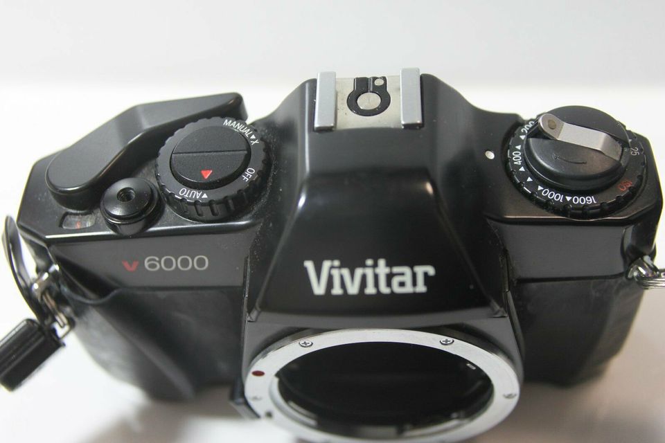 wenig gebrauchte Vivitar V6000 Spiegelreflexkamera in Buxtehude