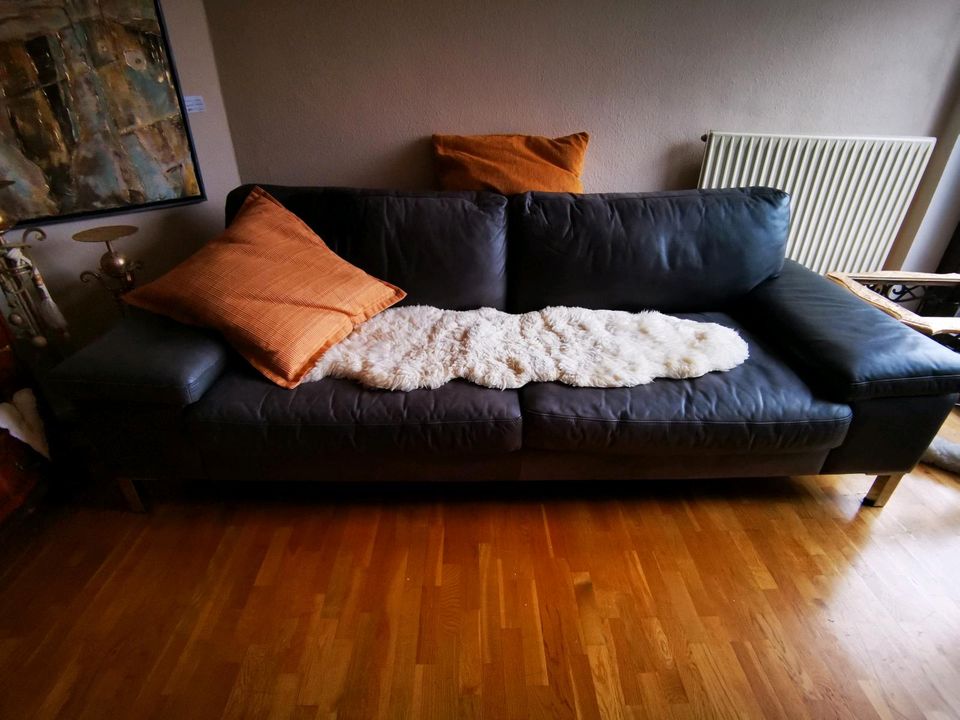 Echt Leder Couch anthrazit in Neu-Anspach