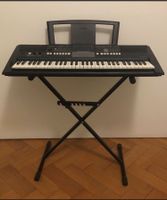 Yamaha Keyboard, funktionstüchtig, mit Zubehör Berlin - Neukölln Vorschau