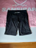 Shorts, Gr. 48, schwarz, Damen, zum Krempeln, Versand: 2,25€ Rheinland-Pfalz - Großseifen Vorschau