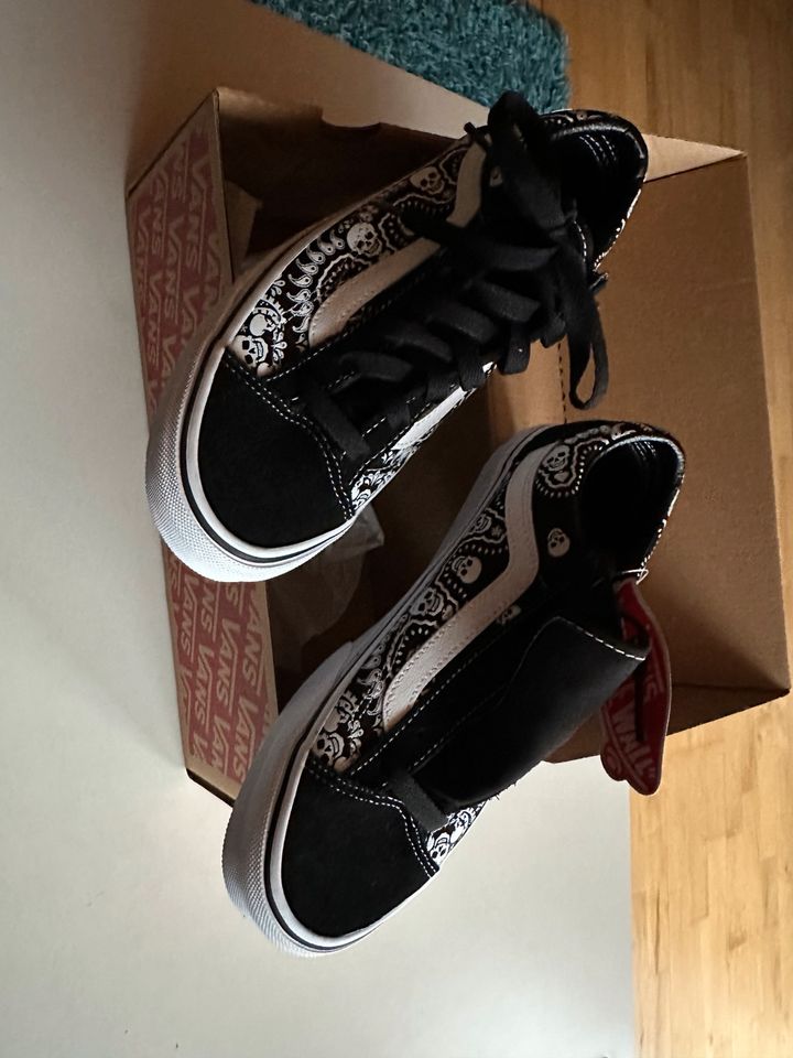 Vans Sneaker Style 38 Bandana Totenkopf 38 Neu in Buchen (Odenwald)