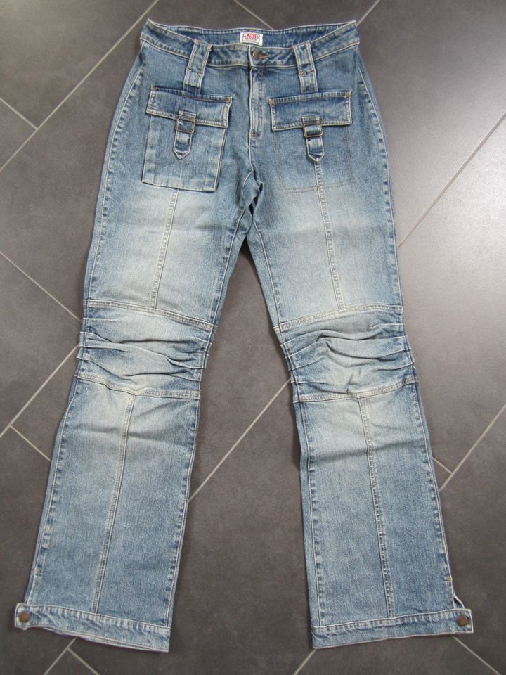 raffinierte Bootcut-Jeans Gr. 40 Rainbow Collection by Bonprix in Waibstadt