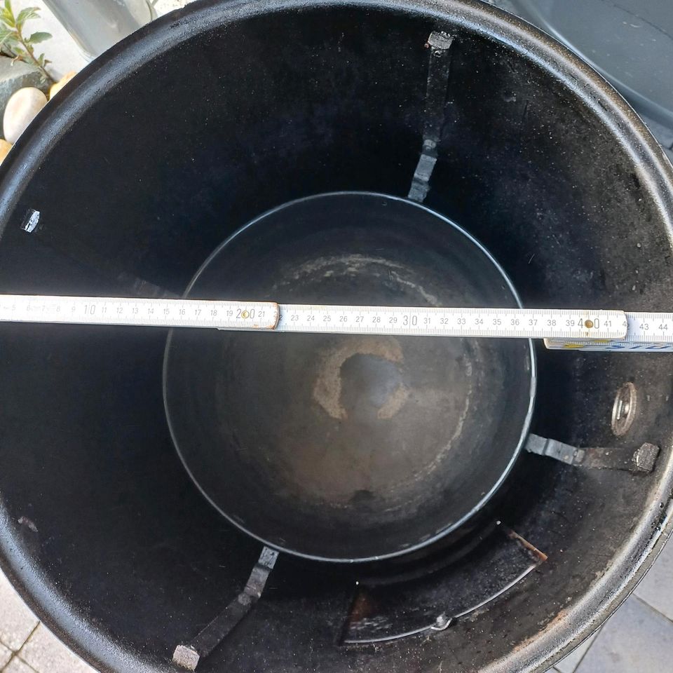 Weber Smookey Mountain Water Smoker 47 cm in Meisenheim