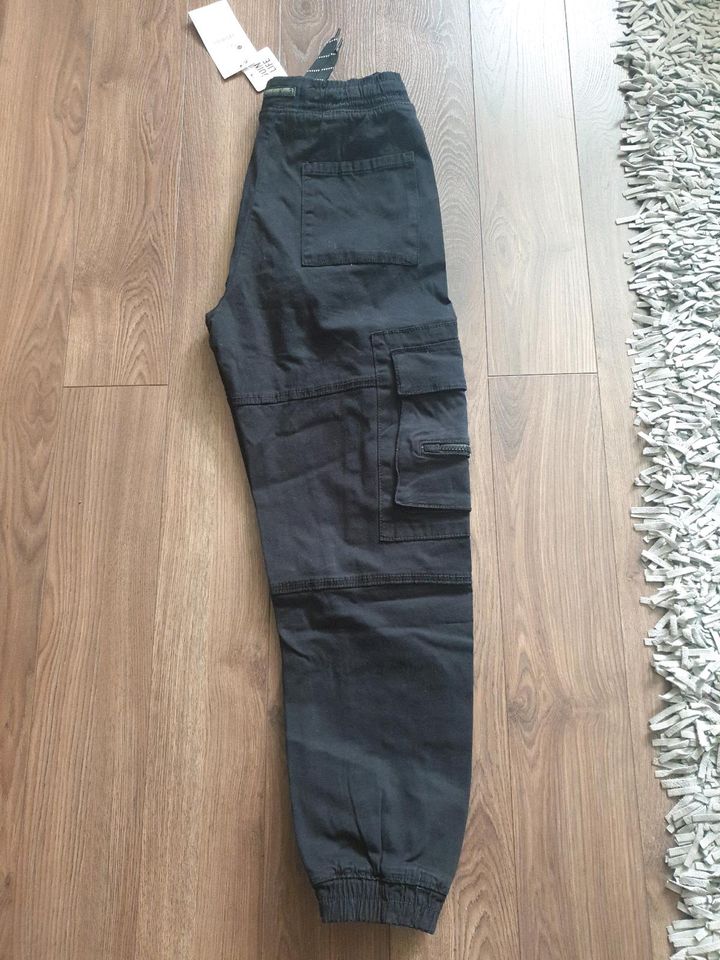 Schwarze Herren Cargohose,Baggy,Hose Gr.XS neu mit Etikett in Leipzig