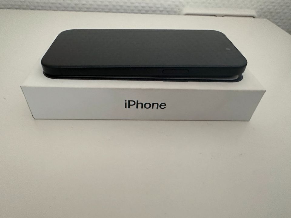 Apple iPhone 15 128GB - Schwarz (Ohne Simlock) Wie Neu Akku 100% in Dortmund