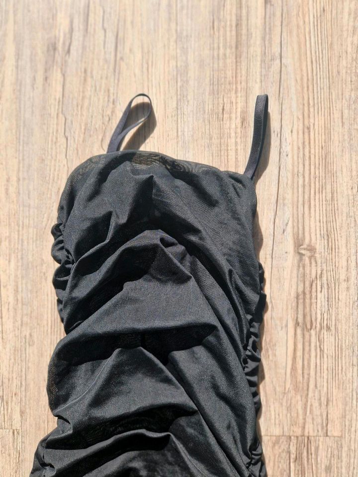 Trägerkleid Kleid Zara schwarz Gr.S in Oberriexingen