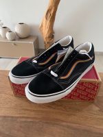 VANS Old Skool Gr. EU 47 / US 13 / UK 12 schwarz PRIDE - NEU Bayern - Gerolzhofen Vorschau