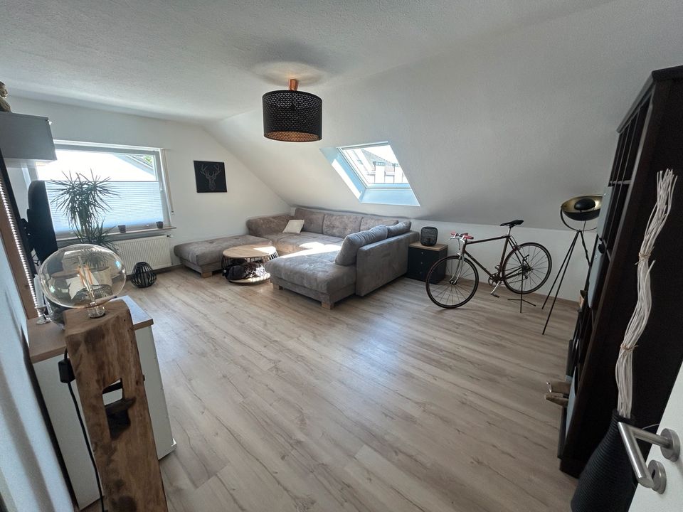 Kernsanierte 3 Zimmer DG-Wohnung in Kloster Oesede in Georgsmarienhütte