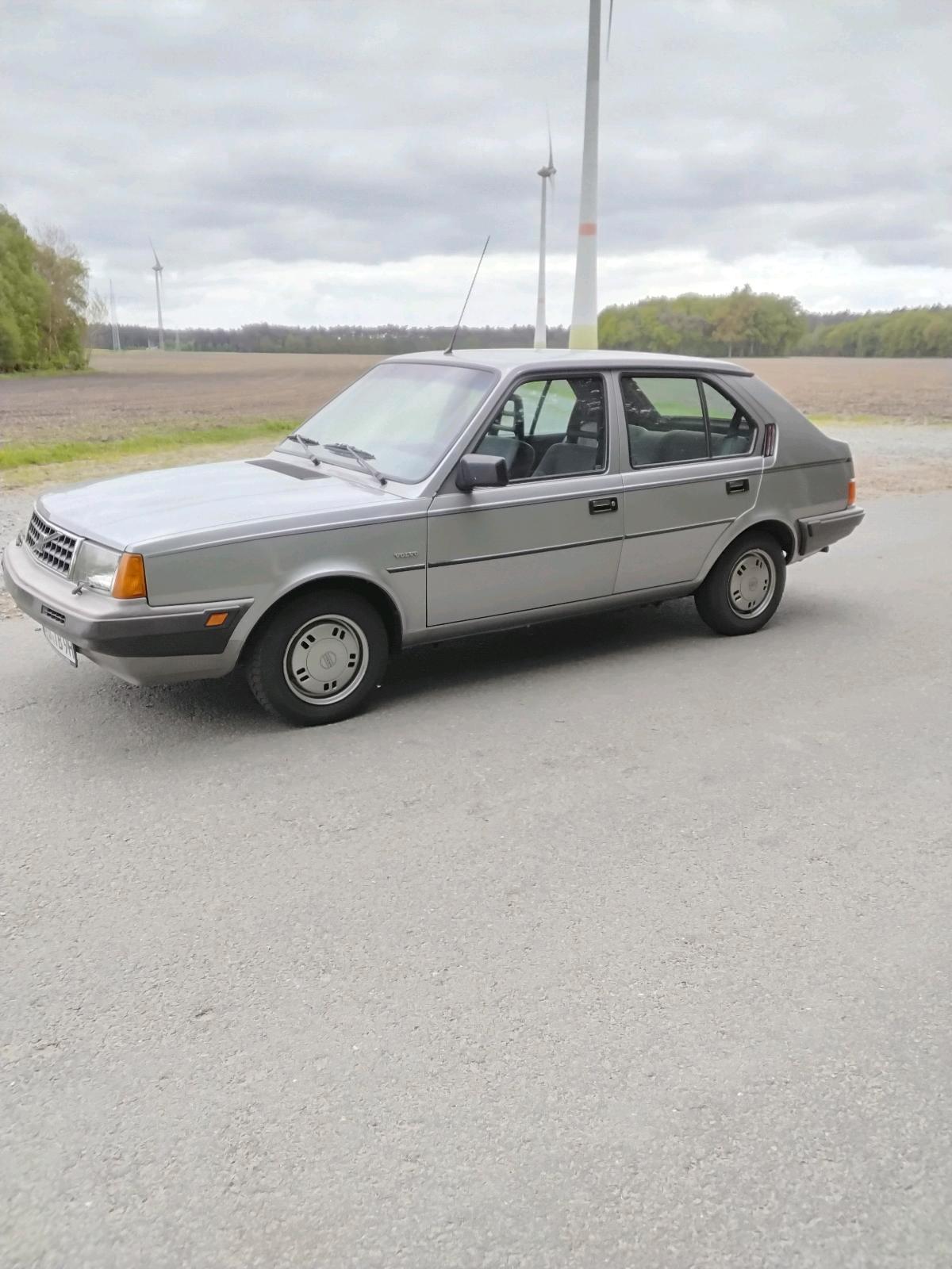 Abbildung des Autos Volvo 340 Oldtimer