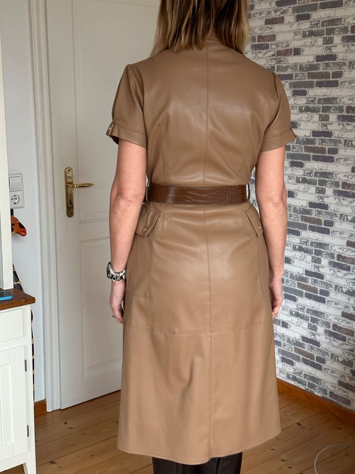 ZARA Frauenkleid Damenkleid in Berlin