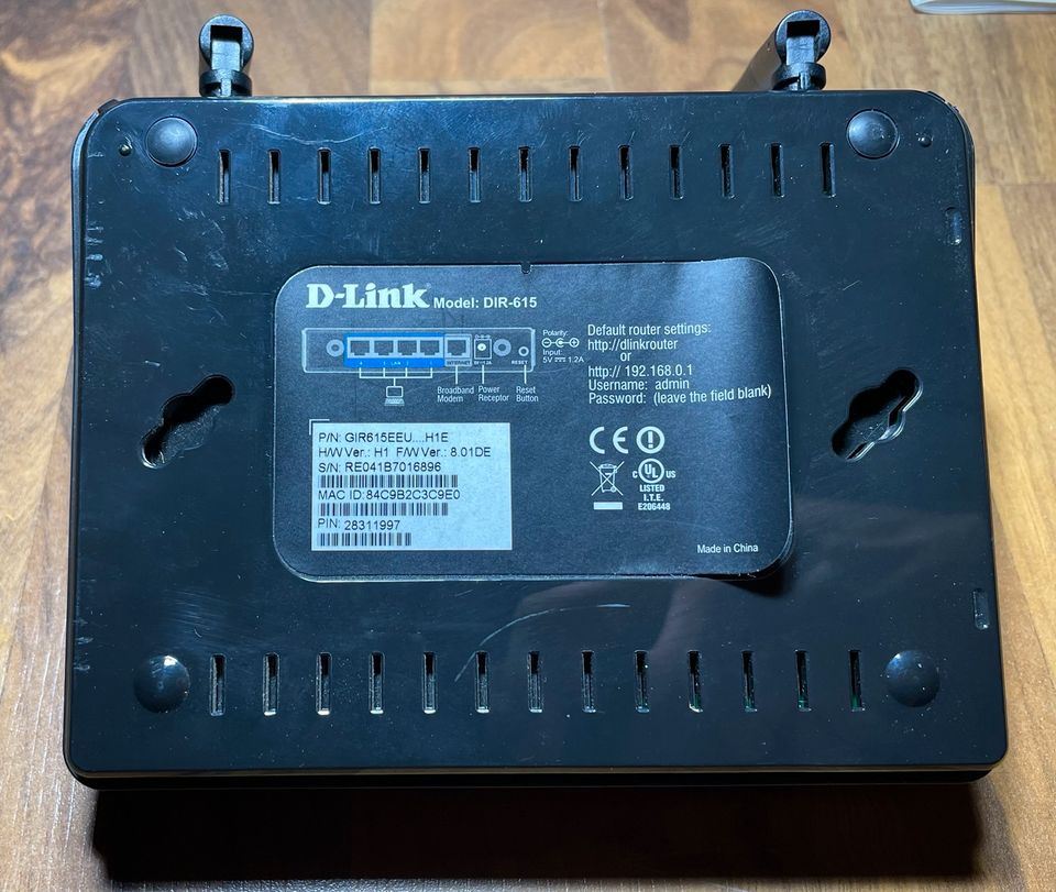 D-Link wireless n home Router DIR-615 & Kabel Modem Ubee EVM 2200 in Braunschweig