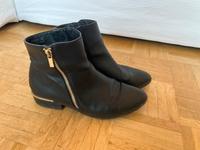 Stiefeletten Schwarz Gold Reißverschluss Kunstleder Gr. 40 Bayern - Gerbrunn Vorschau