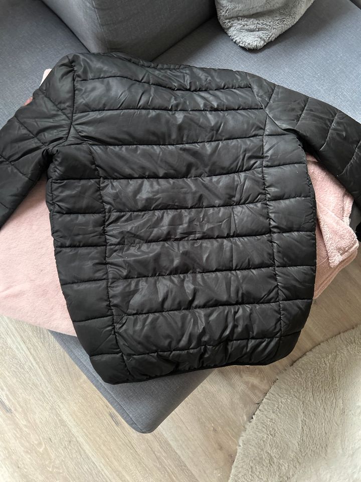 Esprit Mädchen Jacke in Wadern