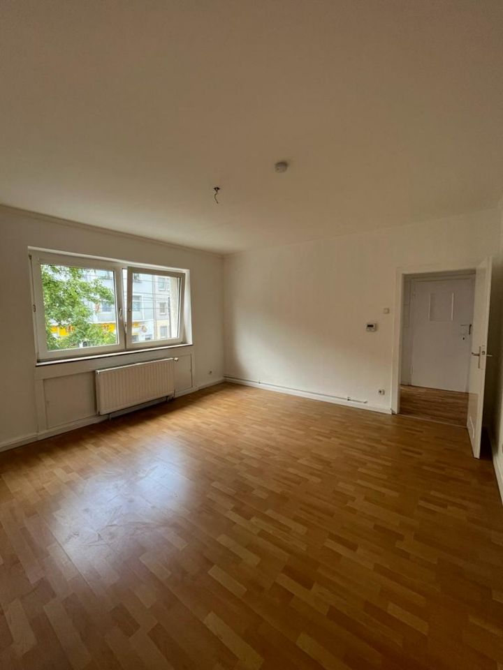 Perfekt für Paare: Renovierte Altbau Wohnung mit sonniger Küche in Mülheim (Ruhr)