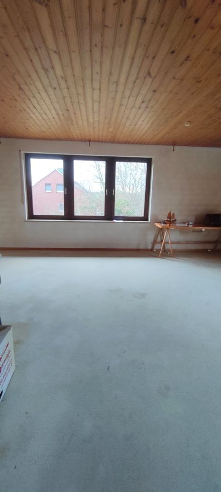 !!!!!!! Reserviert !!!!!!! Aufgepasst!!!! Freistehendes Einfamilienhaus mit Einliegerwohnung in Bad Oldesloe/OT in Bad Oldesloe