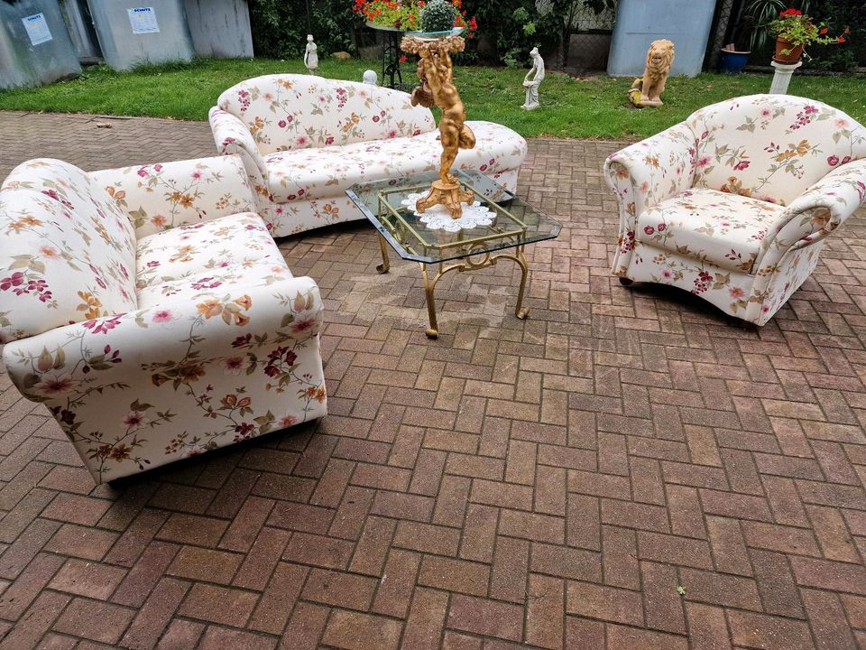 3 teilige Couchgarnitur Recamaire Couch Sessel in Bad Freienwalde