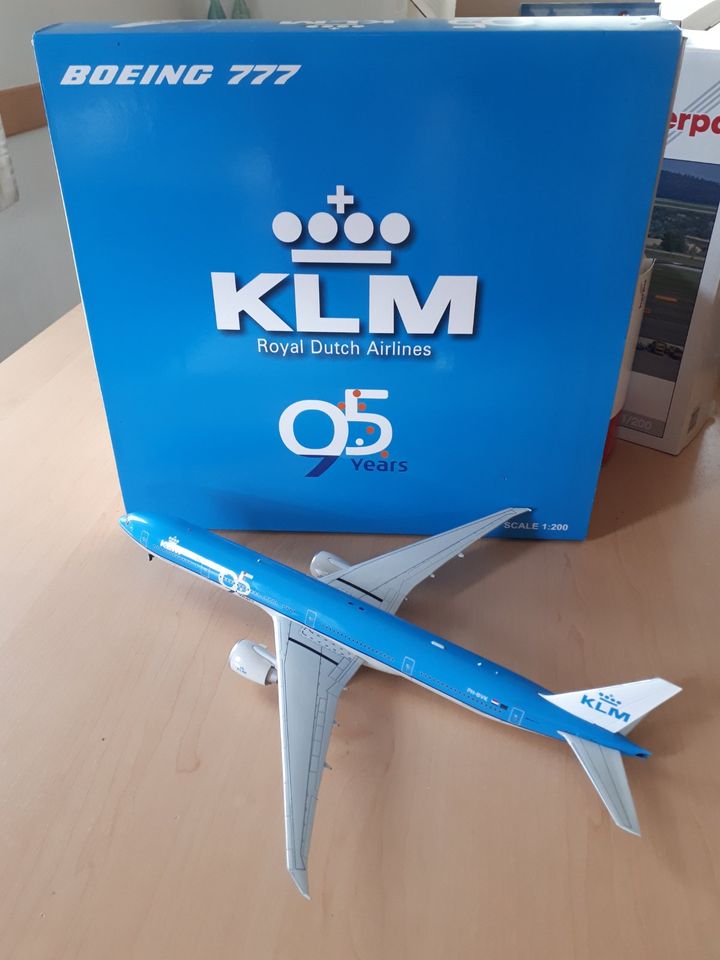 KLM Boeing B777-300ER 1:200 JC Wings 95 Years in München