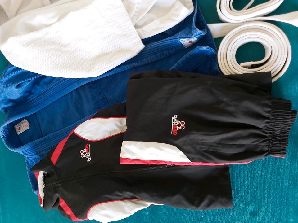 Judo Anzug Jacke Hose Tayche Danrho Trainingsanzug Preise ab in Hamburg