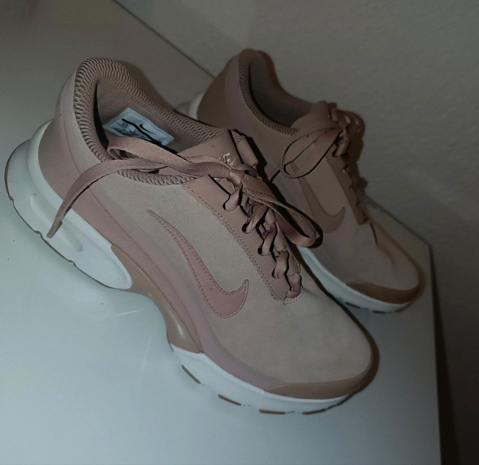 NIKE Air Max Jewell Damen Sneaker in altrosa in Niedersachsen -  Braunschweig | eBay Kleinanzeigen ist jetzt Kleinanzeigen