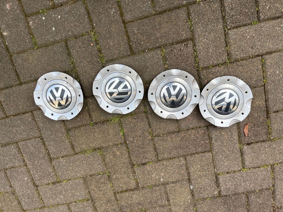 VW Radkappen Radnabendeckel VW 7H0071214 in Wadgassen