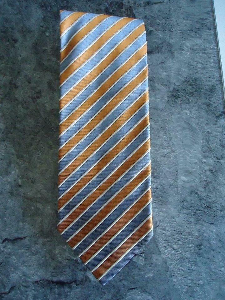 Krawatte 100% Seide Hand Made In Como in Seevetal